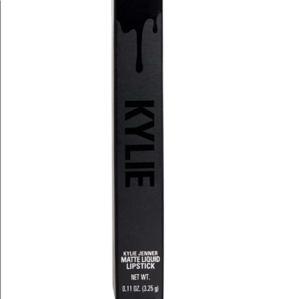 ☘️HP☘️Head Over Heels | Kylie Matte Lipsticks - Picture 4 of 5